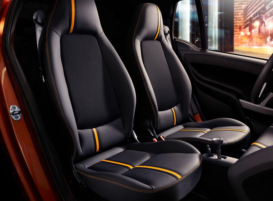  Smart ForTwo Edition Flashlight Cabrio 2015 года  (фото 4 из 5)
